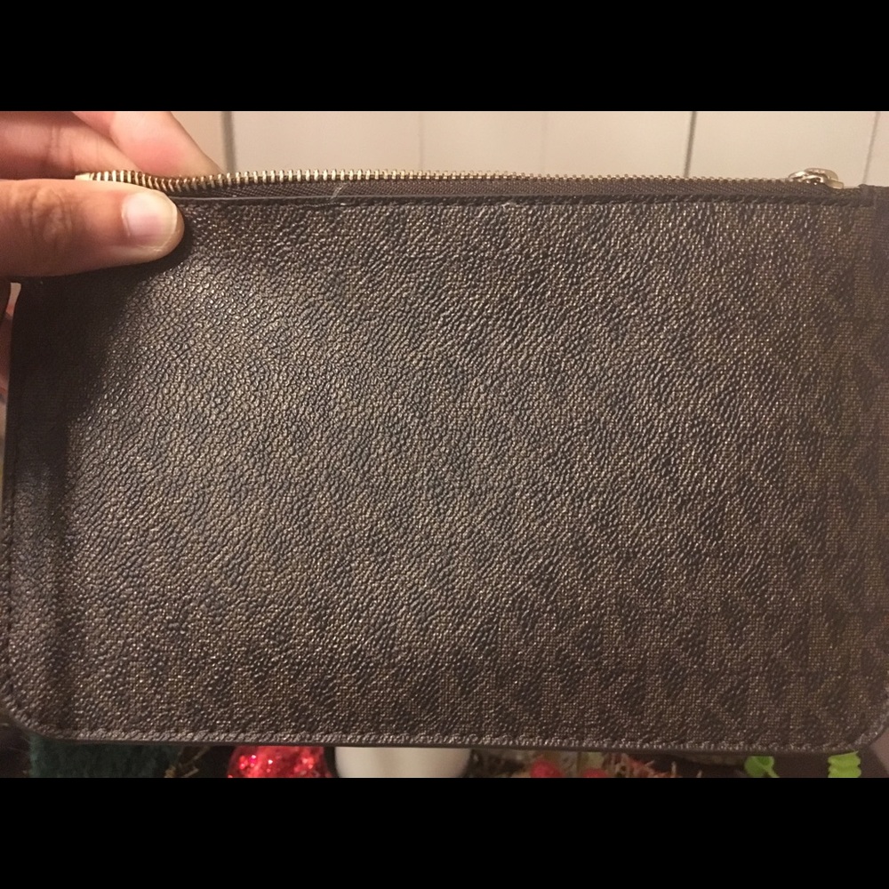 Michael Kors Wristlet